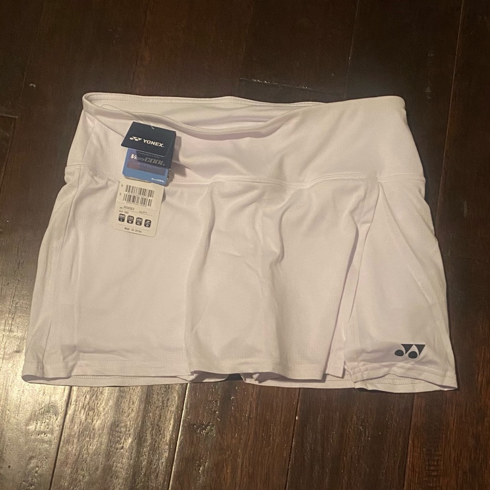 NWT white tennis skirt size medium - Picture 2 of 4
